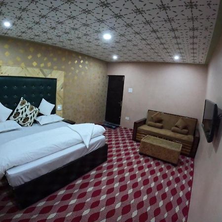 Hotel Seven Pahalgām Exterior foto